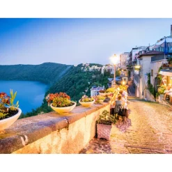 Billion Travel - Roman Castles - Through Volcanic Lakes on Ferrari for Strawberries - Exclusive Luxury Tour - Italy - Avvenice