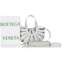 Bottega Veneta Vintage - The Shell Leather Tote Bag - White - Leather Handbag - Luxury High Quality - Avvenice