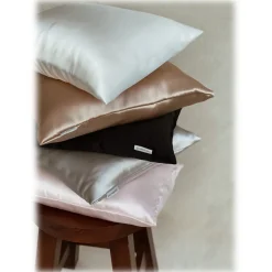 by Dariia Day - Pure Silk Pillow - Blush Pink - Fashion - Mulberry Silk - Artisan Silk Pillow - Luxury - Avvenice