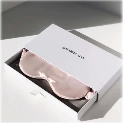 by Dariia Day - Silk Eyemask - Blush Pink - Bedding - Home - Mulberry Silk - Artisan Silk Eyemask - Luxury - Avvenice
