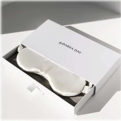 by Dariia Day - Silk Eyemask - Powder White - Bedding - Home - Mulberry Silk - Artisan Silk Eyemask - Luxury - Avvenice