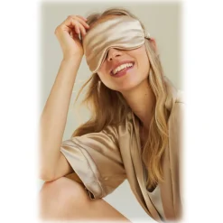 by Dariia Day - Silk Eyemask - French Beige - Bedding - Home - Mulberry Silk - Artisan Silk Eyemask - Luxury - Avvenice