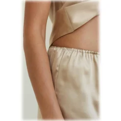 by Dariia Day - Silk Shorts - French Beige - Fashion - New Collection - Mulberry Silk - Artisan Silk Shorts - Luxury - Avvenice