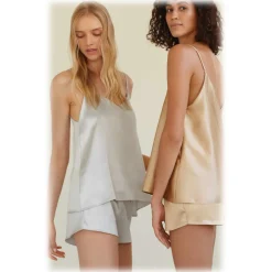 by Dariia Day - Silk Shorts - Silver Grey - Fashion - New Collection - Mulberry Silk - Artisan Silk Shorts - Luxury - Avvenice