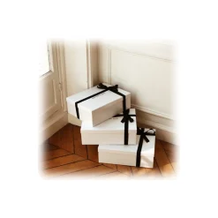 by Dariia Day - Silk Travel Set - Blush Pink - Fashion - New Collection - Mulberry Silk - Artisan Silk Travel Set - Luxury - Avvenice