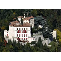 Castel Brando - Living in Court - 4 Days 3 Nights - Avvenice