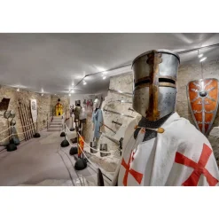 Castel Brando - Living in Court - 4 Days 3 Nights - Avvenice