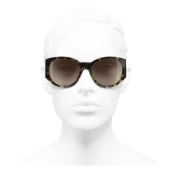 Chanel - Oval Sunglasses - Green Tortoise Brown - Chanel Eyewear - Avvenice