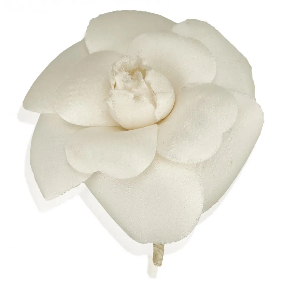 Chanel Vintage - Camellia Brooch - White Ivory - Brooch Chanel - Luxury High Quality - Avvenice