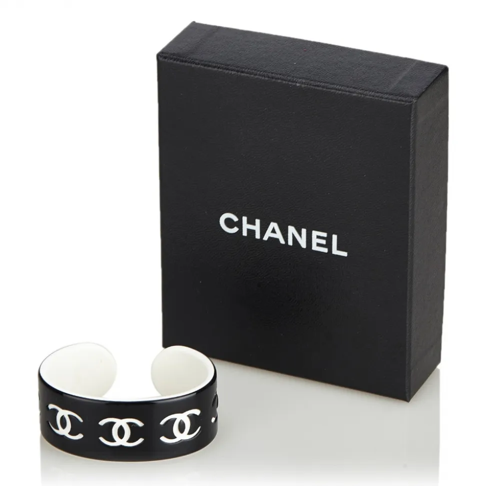 Chanel Vintage - CC Resin Bangle - Black White - Chanel Bracelet - Luxury High Quality - Avvenice