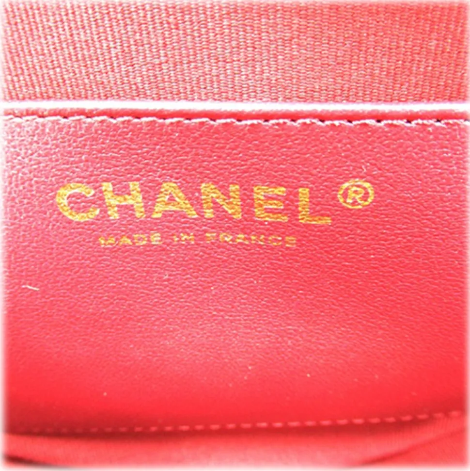 Chanel Vintage - Lambskin CC in Love Heart Crossbody - Black - Leather and Lambskin Handbag - Luxury High Quality - Avvenice