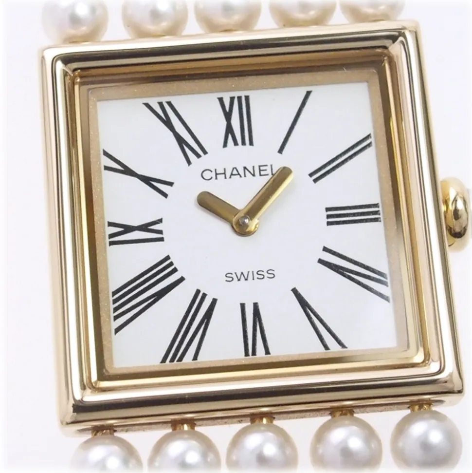 Chanel Vintage - Mademoiselle Pearl Watch - White Pearl & Yellow Gold - Pearl Watch Chanel - High quality Luxury - Avvenice