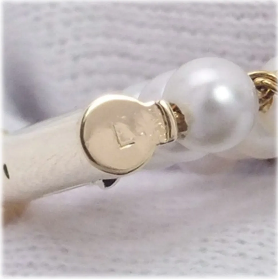Chanel Vintage - Mademoiselle Pearl Watch - White Pearl & Yellow Gold - Pearl Watch Chanel - High quality Luxury - Avvenice