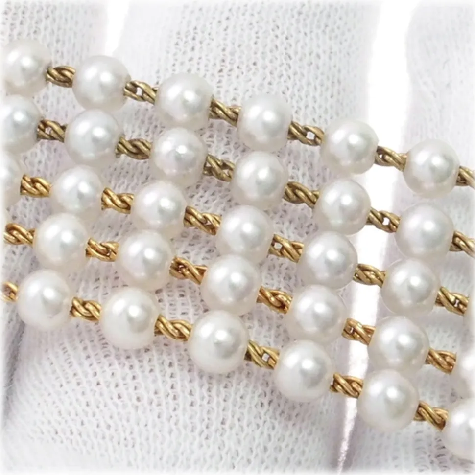Chanel Vintage - Mademoiselle Pearl Watch - White Pearl & Yellow Gold - Pearl Watch Chanel - High quality Luxury - Avvenice