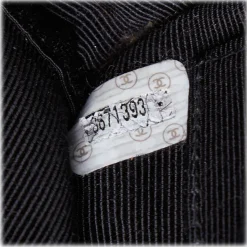 Chanel Vintage - Matelasse Wool Shoulder Bag - Red - Leather and Wool Handbag - Luxury High Quality - Avvenice