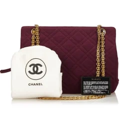 Chanel Vintage - Matelasse Wool Shoulder Bag - Red - Leather and Wool Handbag - Luxury High Quality - Avvenice