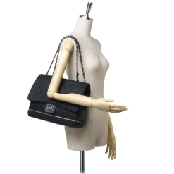 Chanel Vintage - Matelasse Chain Nylon Flap Shoulder Bag - Black - Leather and Canvas Handbag - Luxury High Quality - Avvenice
