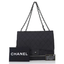 Chanel Vintage - Matelasse Chain Nylon Flap Shoulder Bag - Black - Leather and Canvas Handbag - Luxury High Quality - Avvenice