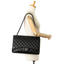 Chanel Vintage - Maxi Classic Caviar Double Flap - Black - Leather and Lambskin Handbag - Luxury High Quality - Avvenice