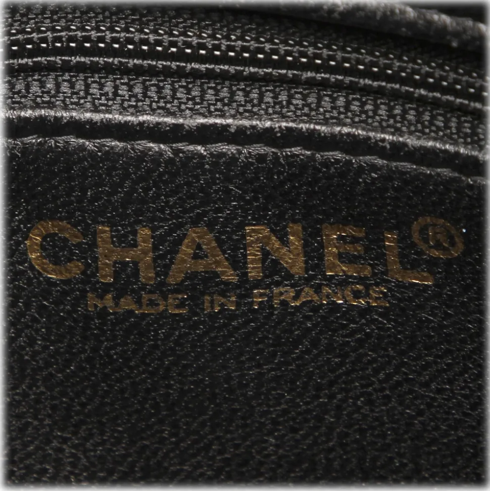 Chanel Vintage - Medallion Caviar Leather Tote Bag - Black - Caviar Leather Handbag - Luxury High Quality - Avvenice