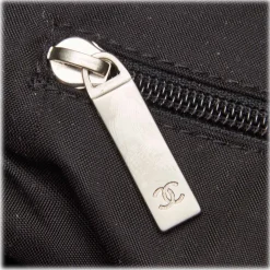 Chanel Vintage - Nylon Shoulder Bag - Brown Beige - Canvas Handbag - Luxury High Quality - Avvenice