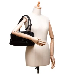 Chanel Vintage - Velour Shoulder Bag - Black - Leather and Lambskin Handbag - Luxury High Quality - Avvenice