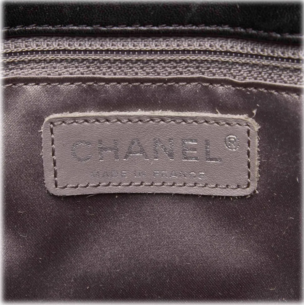 Chanel Vintage - Vinyl Toile Chain Tote Bag - Black - Canvas and Vinyl Handbag - Luxury High Quality - Avvenice