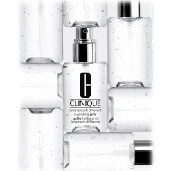Clinique - Dramatically Different™ Hydrating Jelly - Face Moisturizer - 125 ml - Luxury - Avvenice