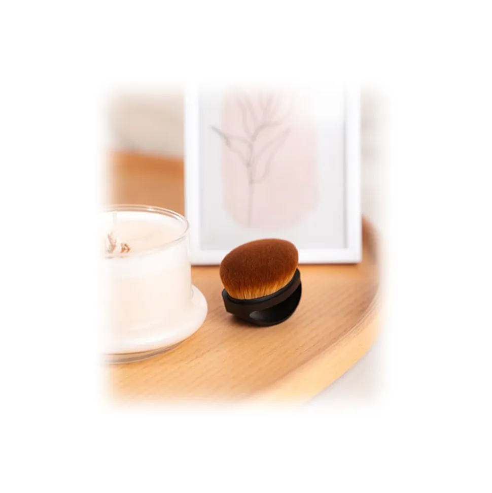 Cocosolis - Tanning Brush - Premium Tool for Face - Professional Cosmetics - Avvenice