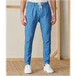 Cruna - Mitte Trousers in Linen - 541 - Light Blue - Handmade in Italy - Luxury High Quality Pants - Avvenice