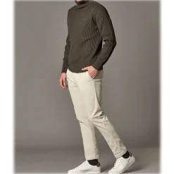 Cruna - Rollneck Sweater in Wool - 657 - Forest Green - Handmade in Italy - Luxury High Quality Sweater - Avvenice