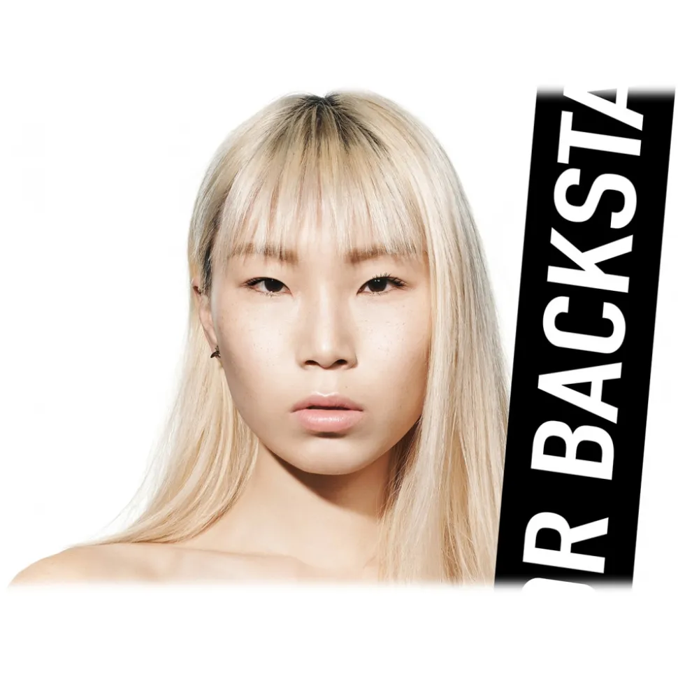 Dior - Dior Backstage Face & Body Foundation - Face & Body foundation - Luxury - Avvenice