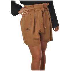 Elisabetta Franchi - High-Waist Shorts in Light Fabric - Brown - Trousers - Made in Italy - Luxury Exclusive Collection - Avvenice