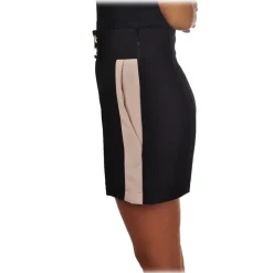 Elisabetta Franchi - Shorts with Band in Contrast - Black - Trousers - Made in Italy - Luxury Exclusive Collection - Avvenice