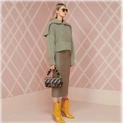 Fendi - Cut-Eye - Gold Cat-Eye Tulip Sunglasses - AI18 Fashion Show - Sunglasses - Fendi Eyewear - Avvenice