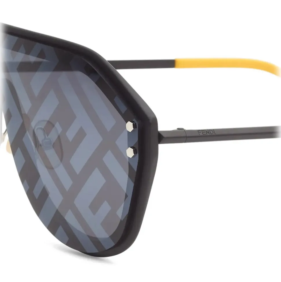 Fendi - Fendi Fabulous - Shield Sunglasses - Black - Sunglasses - Fendi Eyewear - Avvenice