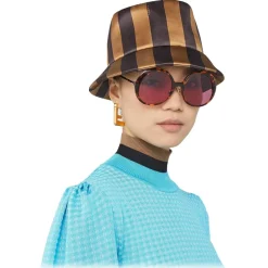 Fendi - Promeneye - Oversize Round Sunglasses - Red - Sunglasses - Fendi Eyewear - Avvenice