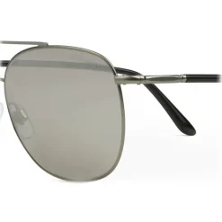 Giorgio Armani - Classic Sunglasses - Light Grey - Sunglasses - Giorgio Armani Eyewear - Avvenice