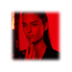 Giorgio Armani - Lip Magnet Liquid Lipstick - Long Lasting Matte Liquid Lipstick in a Sophisticated Range of Reds - Avvenice