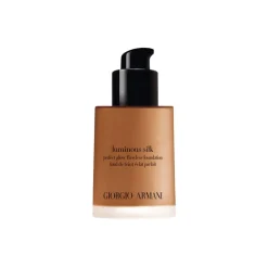 Giorgio Armani - Luminous Silk Foundation - Award Nominee Armani’s Iconic Lightweight Foundation - Luxury - Avvenice