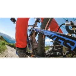 GoPro - Standard Housing HERO4 - 131' - 40 m - GoPro Accessories - Avvenice