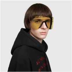 Gucci - Mask Sunglassed with Star Rivets - Yellow - Gucci Eyewear - Avvenice