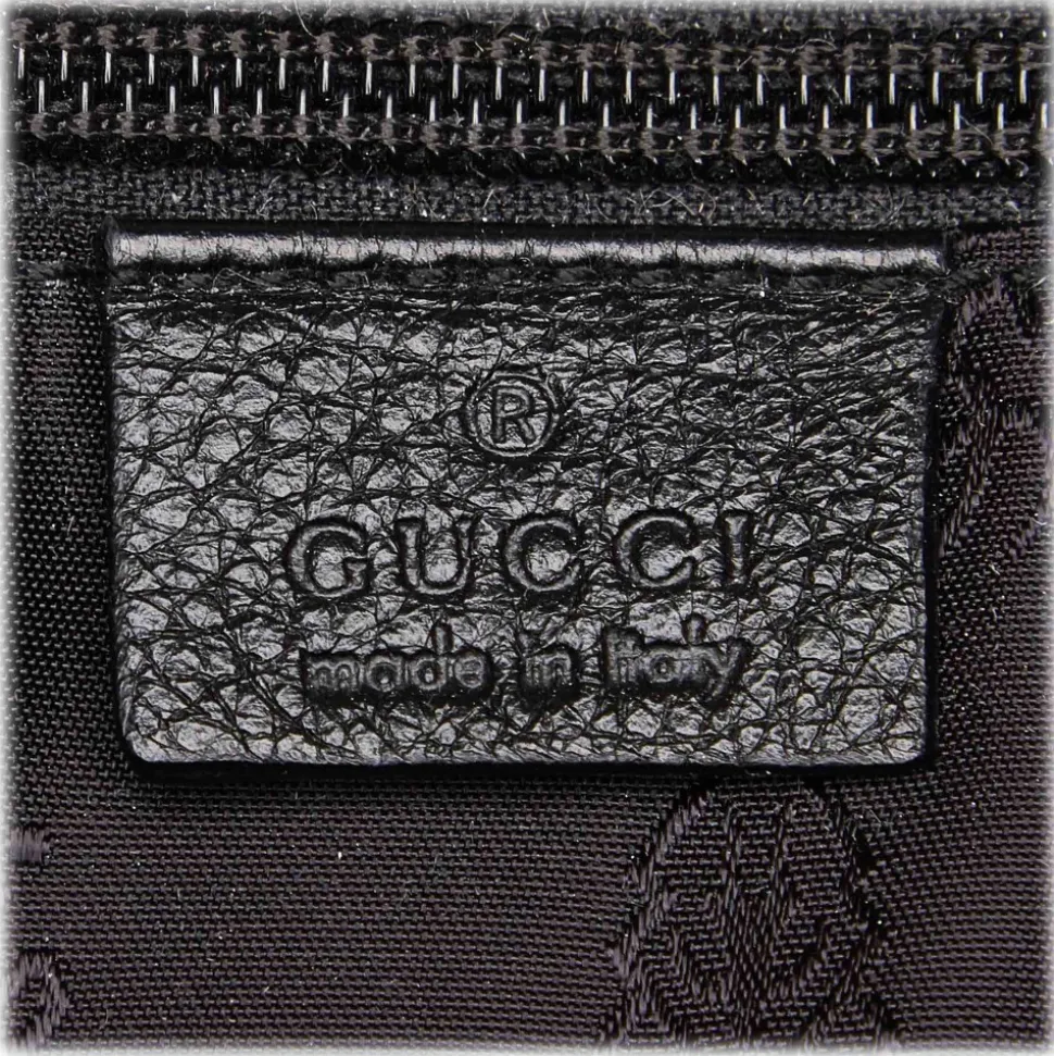 Gucci Vintage - Leather Crest Chain Messenger Bag - Black - Leather Handbag - Luxury High Quality - Avvenice