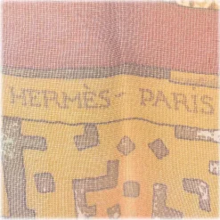 Hermès Vintage - Persona Printed Silk Scarf - Red Bordeaux Multi - Silk Foulard - Luxury High Quality - Avvenice