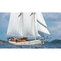 JupitAir Yachting Monaco - Mutiara Laut - Oostenbrugge - 46 m - Private Exclusive Luxury Yacht - Avvenice