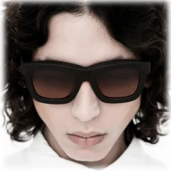 Kuboraum - Mask C2 - Black Brunt - C2 BM BT - Sunglasses - Kuboraum Eyewear - Avvenice