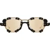 Kuboraum - Mask V2 - Black & Gold - V2 GB - Sunglasses - Kuboraum Eyewear - Avvenice