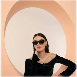Linda Farrow - Falck Rectangular Sunglasses in Black - LFL1448C1SUN - Linda Farrow Eyewear - Avvenice