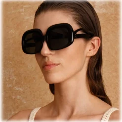 Linda Farrow - Lea Oversized Sunglasses in Black - LFL1289C1SUN - Linda Farrow Eyewear - Avvenice