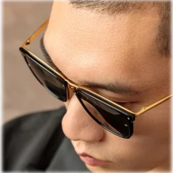 Linda Farrow - Men's Cassin D-Frame Sunglasses in Black - LFL1457C1SUN - Linda Farrow Eyewear - Avvenice